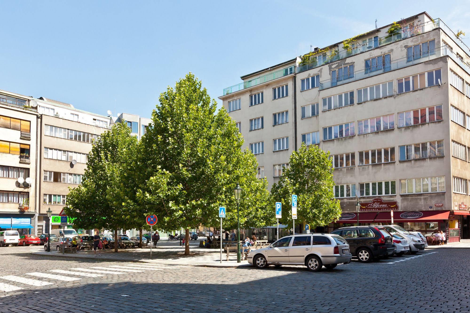 Lovely Prague Apartments - Truhlarska Exterior foto